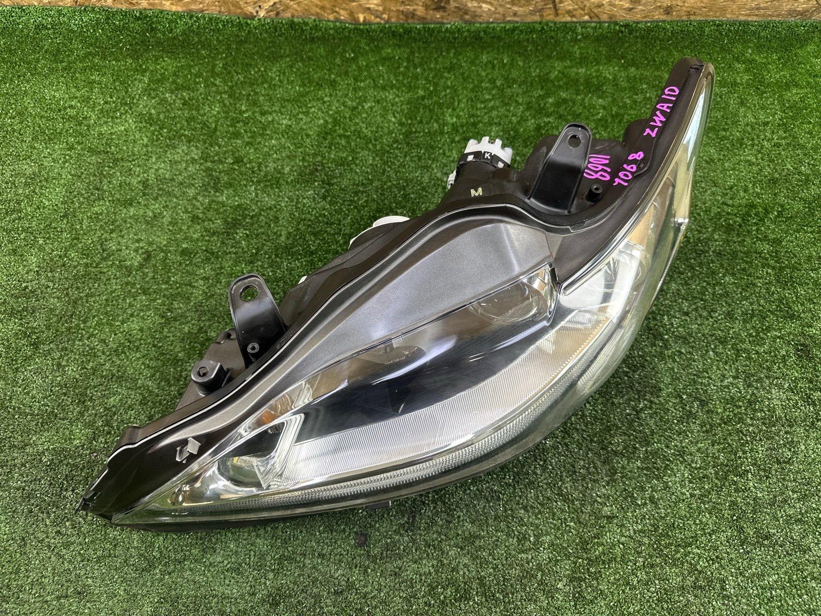 Фара левая CT200H 2011 CT200H 2ZR-FXE