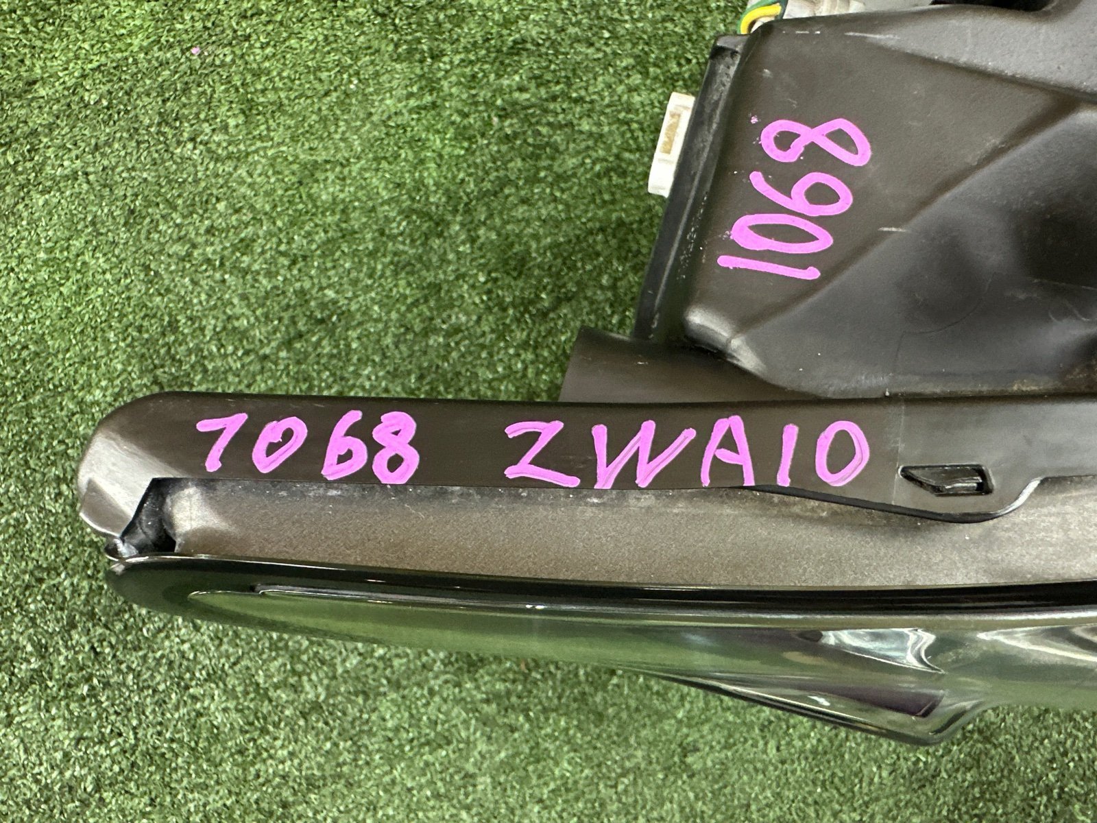 Фара правая CT200H 2011 CT200H 2ZR-FXE