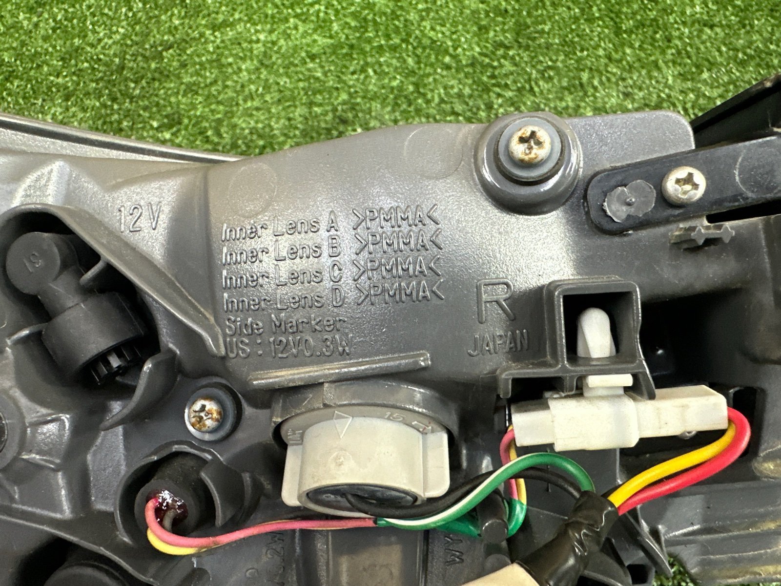Стоп-сигнал правый CT200H 2011 CT200H 2ZR-FXE Стоп-сигнал правый CT200H 2011 CT200H 2ZR-FXE