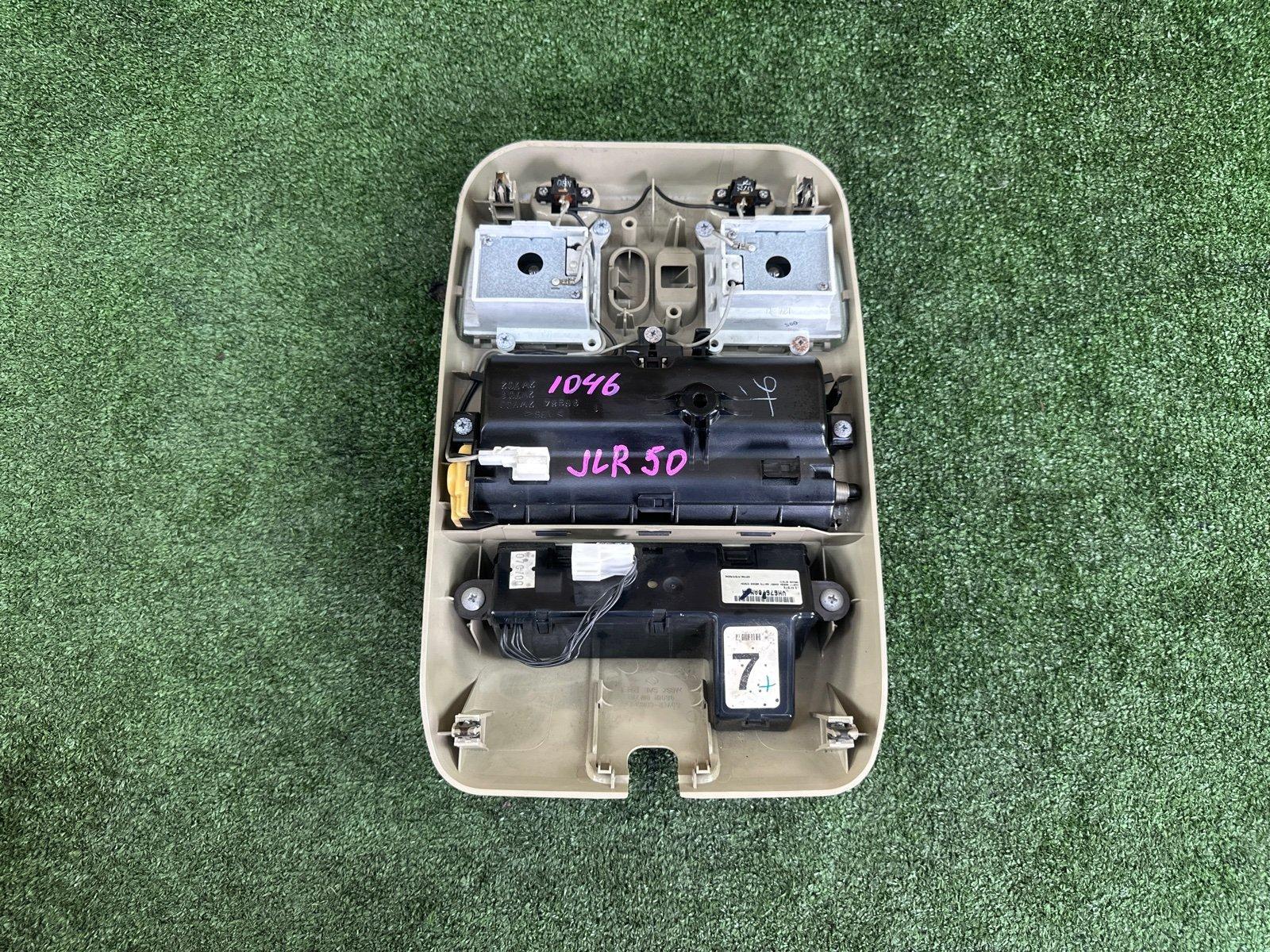Плафон салона TERRANO REGULUS 2000 JLR50 VG33E