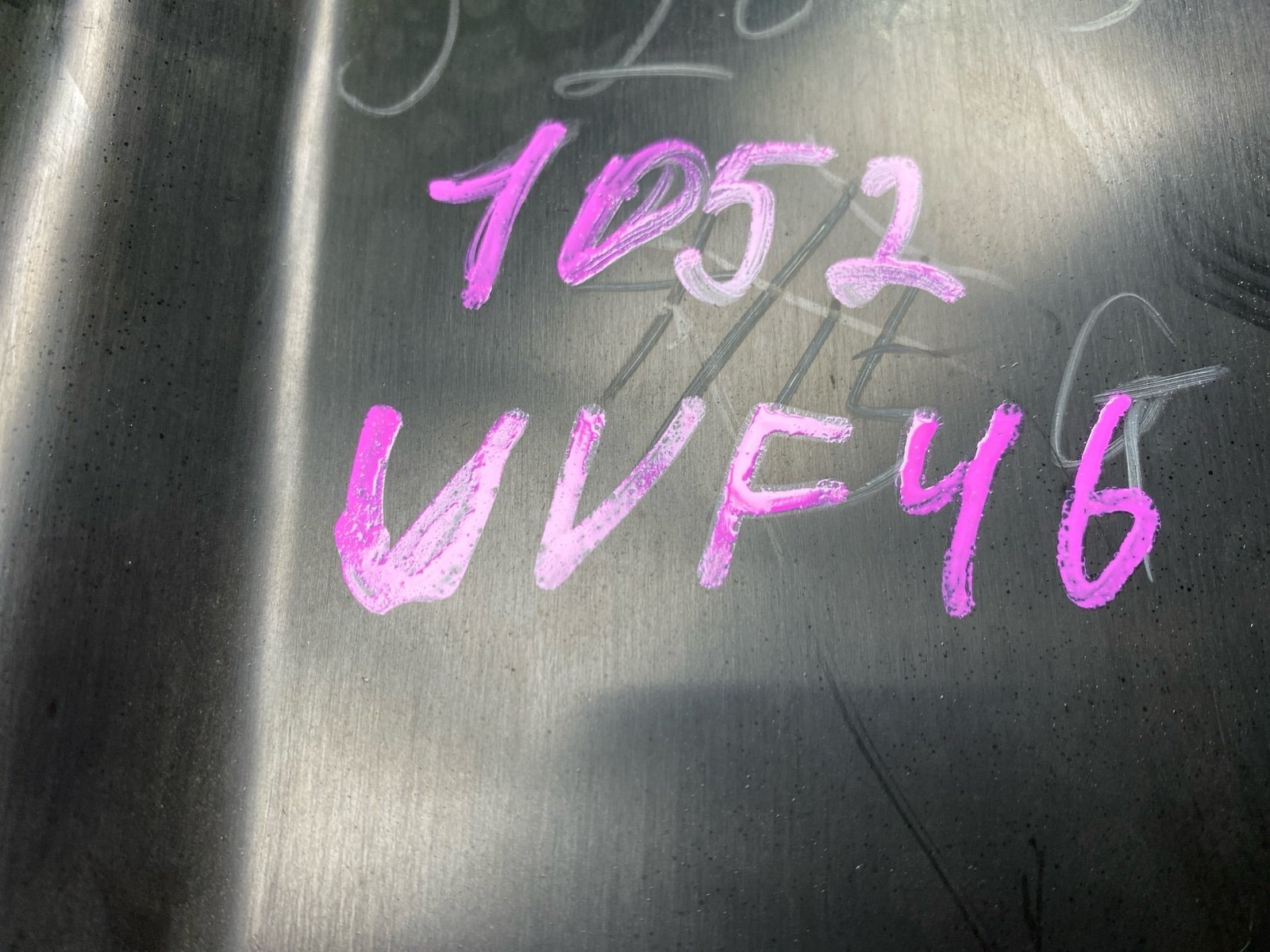 Бардачок LS600HL 2013 UVF46 2UR-FSE