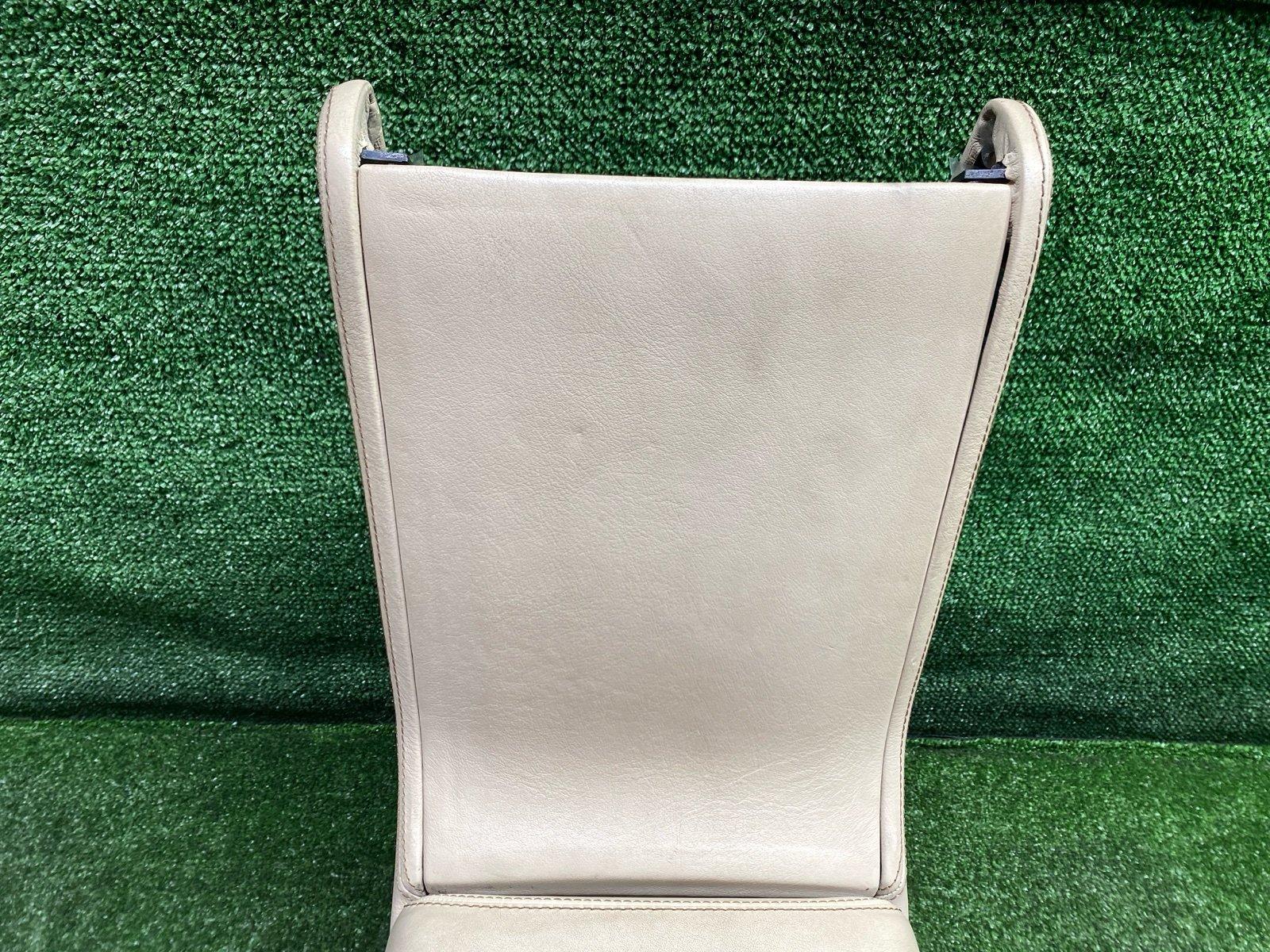 Бардачок между сиденьями LS600HL 2013 UVF46 2UR-FSE Бардачок между сиденьями LS600HL 2013 UVF46 2UR-FSE