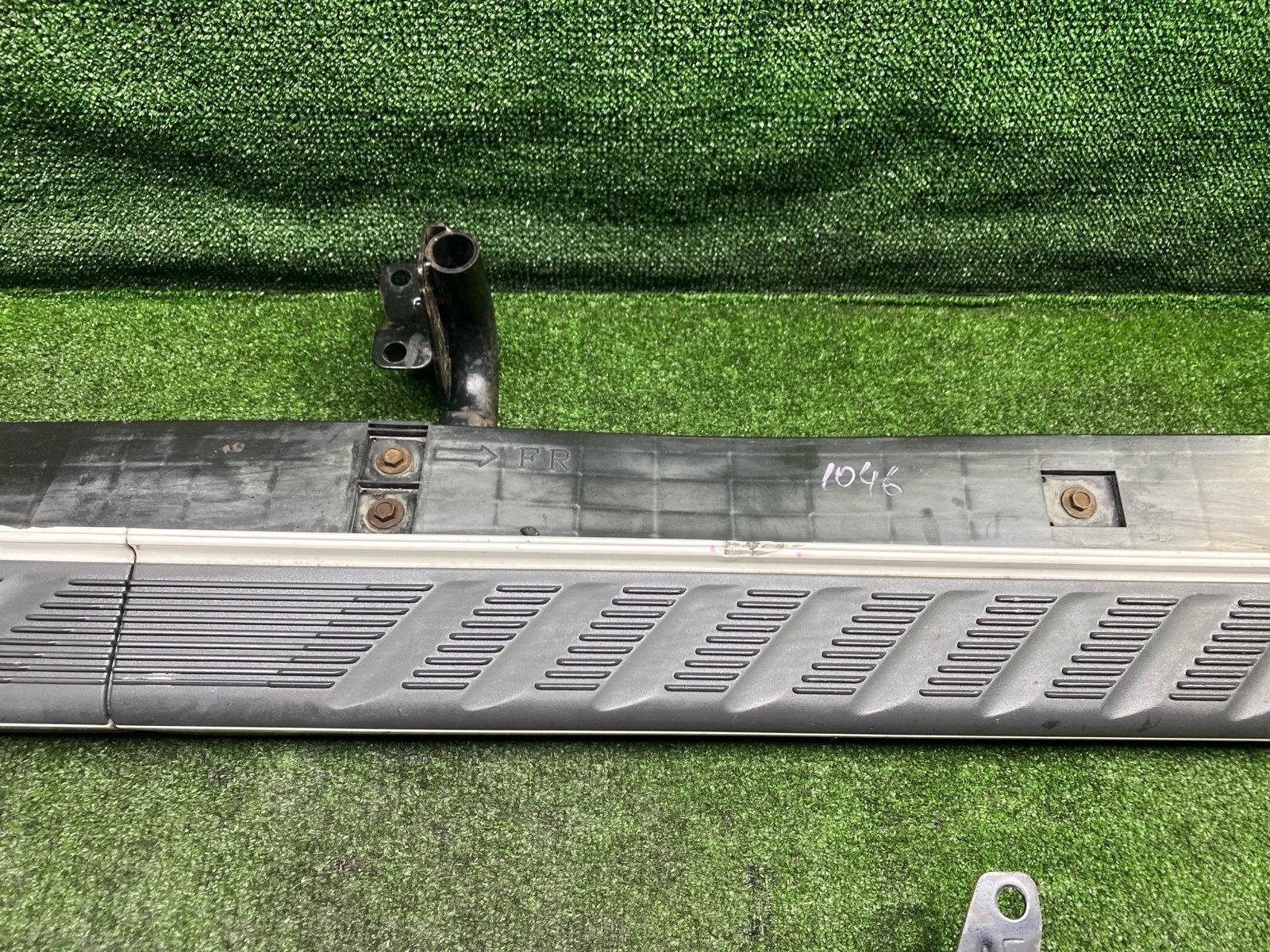 Подножка NISSAN TERRANO REGULUS JLR50 VG33E