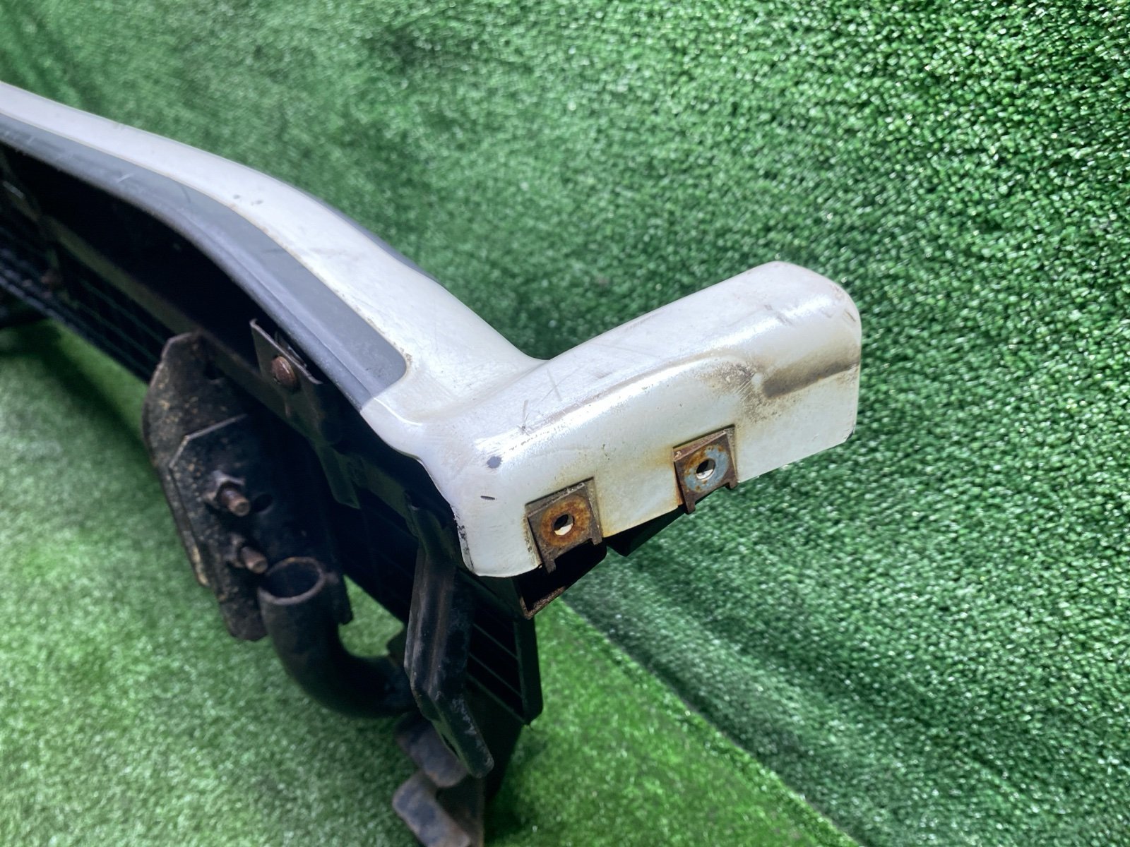 Подножка TERRANO REGULUS 2000 JLR50 VG33E