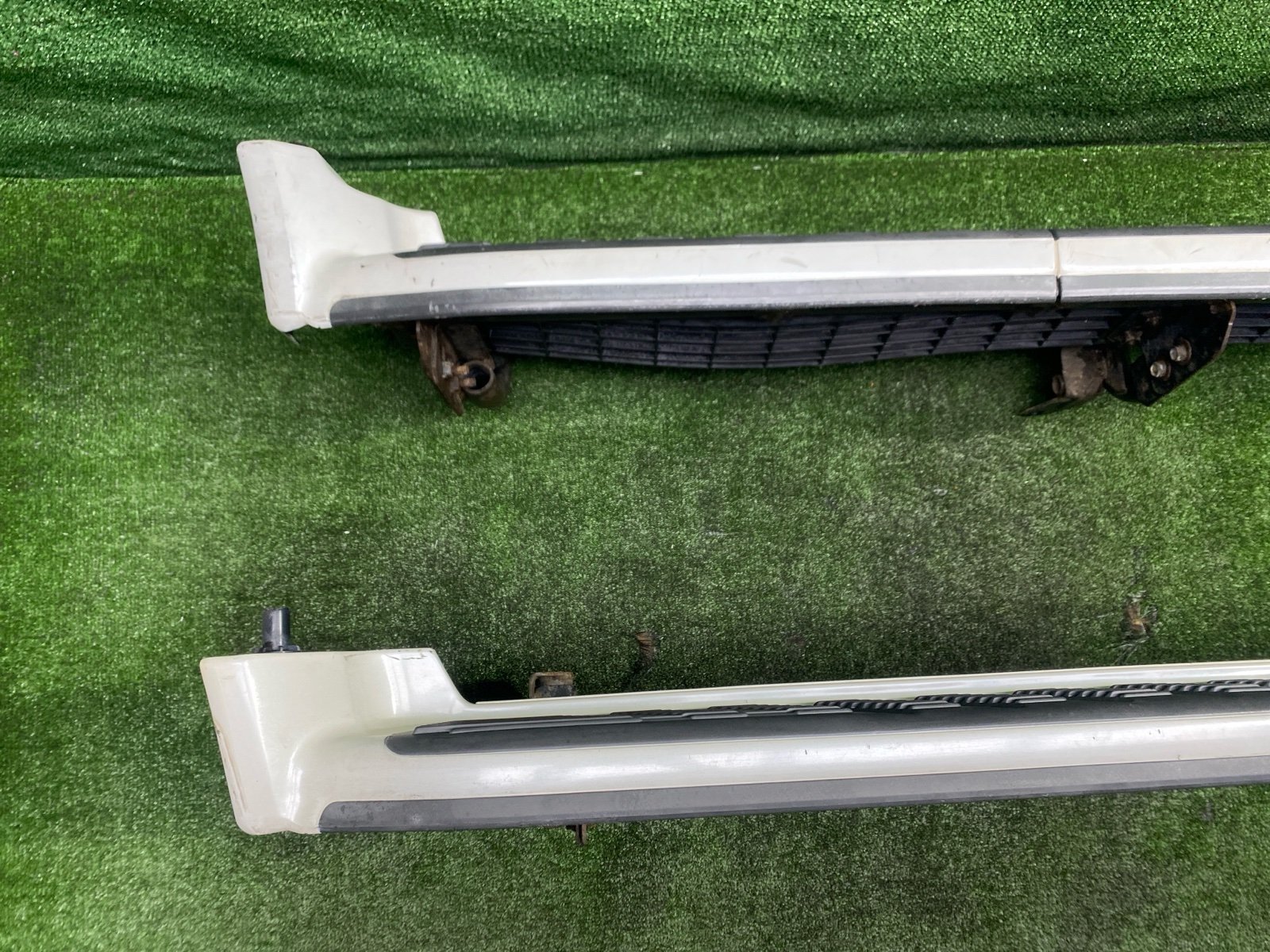 Подножка TERRANO REGULUS 2000 JLR50 VG33E