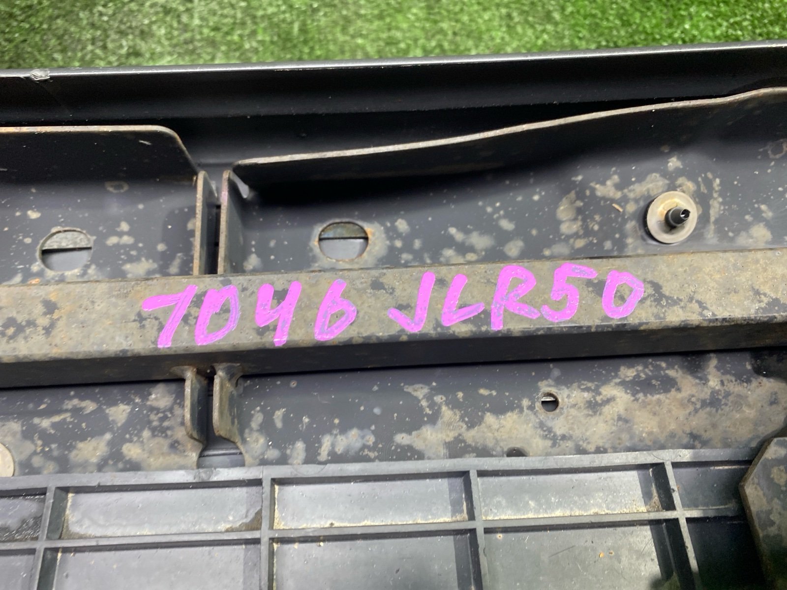 Подножка TERRANO REGULUS 2000 JLR50 VG33E