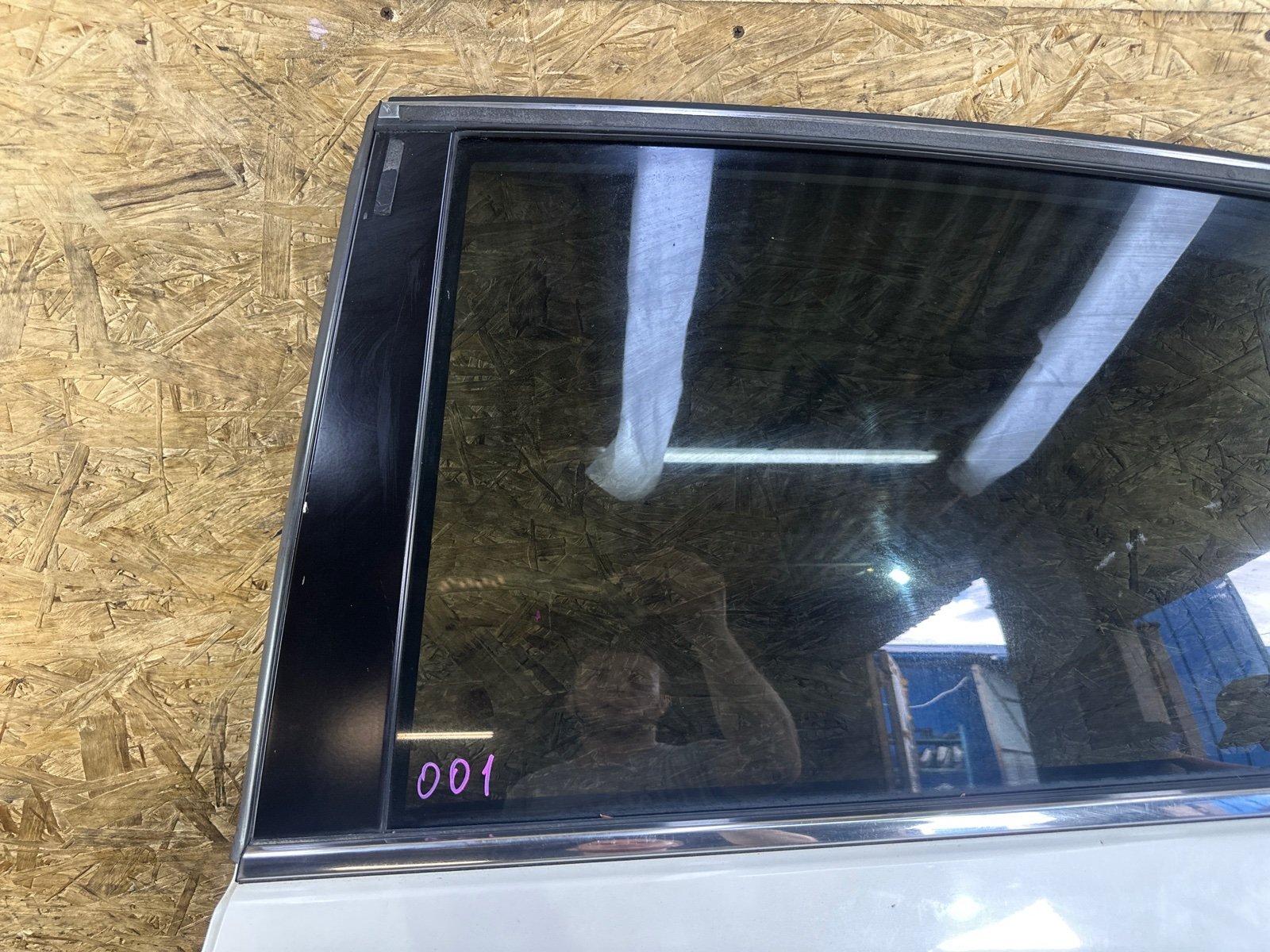 Дверь задняя левая C-RV 2002 RE4 K20 Дверь задняя левая C-RV 2002 RE4 K20