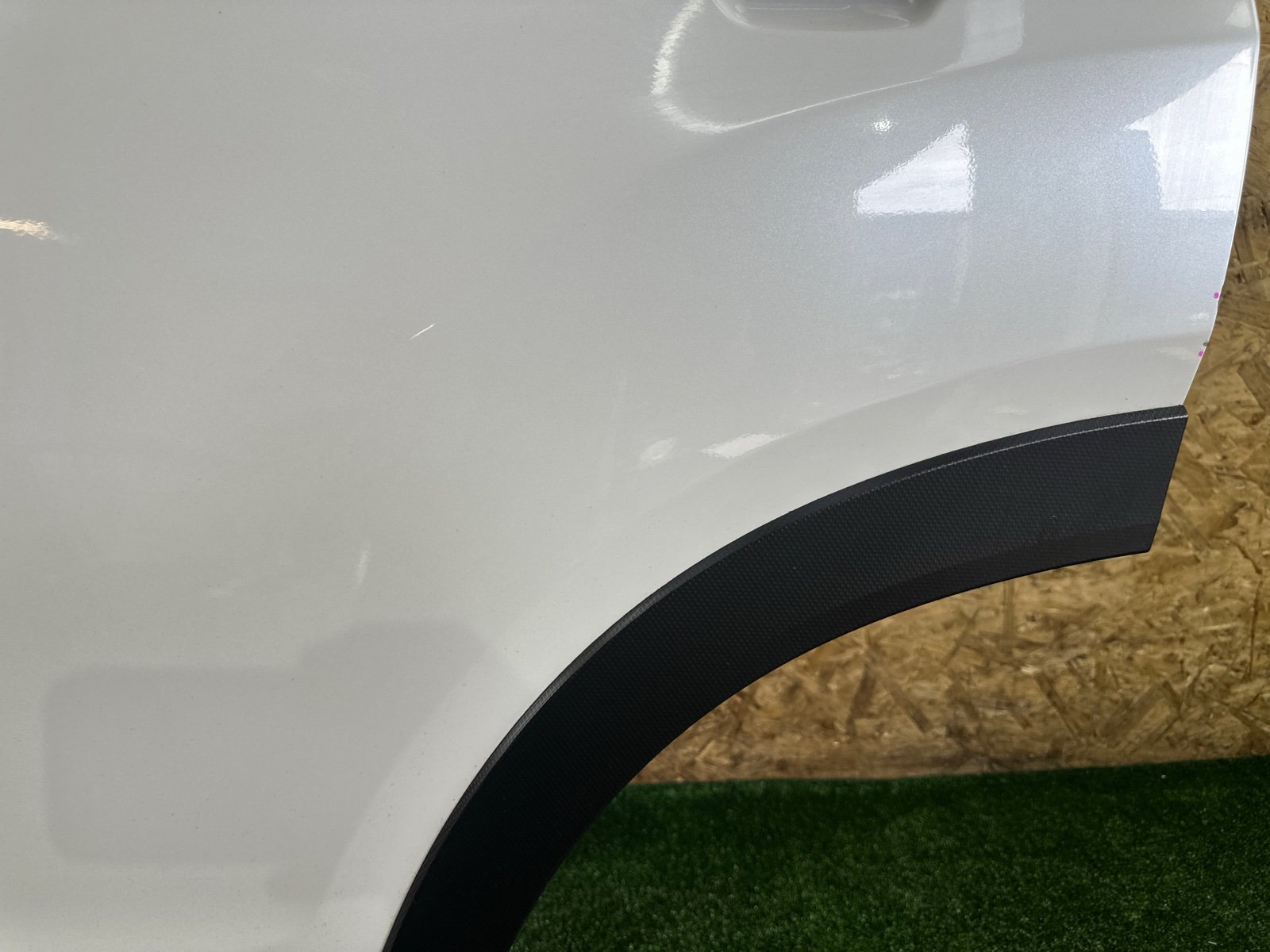 Дверь задняя левая FORESTER 2018 SKE FB20 Дверь задняя левая FORESTER 2018 SKE FB20