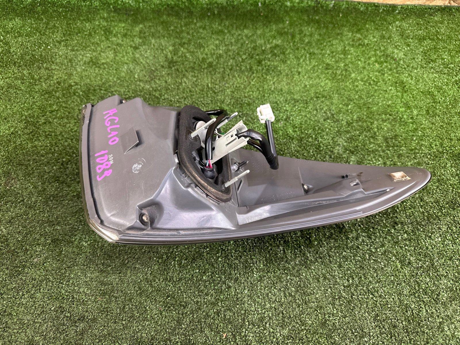 Стоп-сигнал правый RX270 2013 AGL10W 1ARFE Стоп-сигнал правый RX270 2013 AGL10W 1ARFE