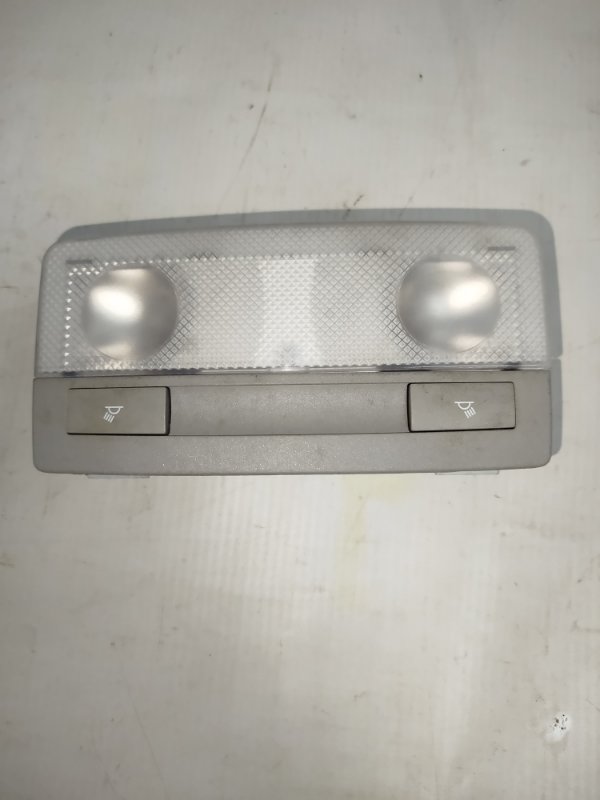 Плафон подсветки салона передний Chevrolet Cruze 2009 F16d3 22774329 Б/У