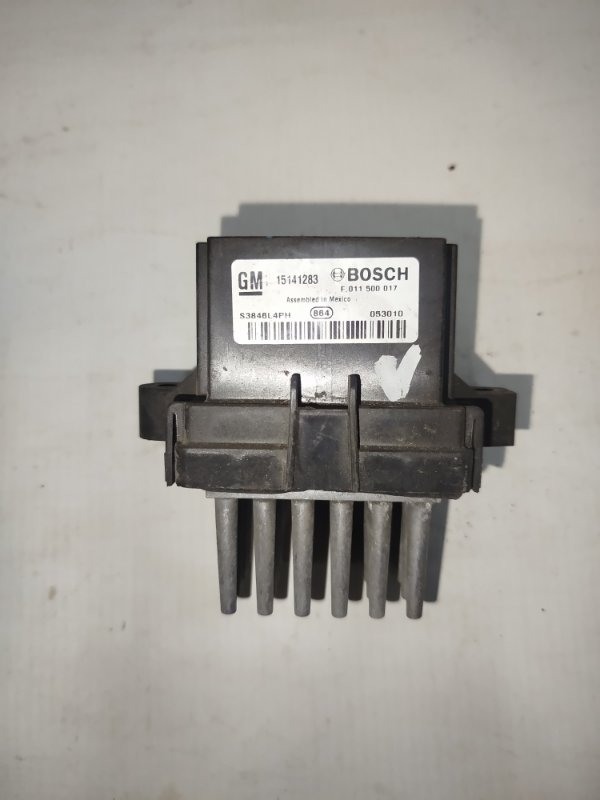 Резистор вентилятора отопителя Chevrolet Cruze 2010 F18d4 15141283 Б/У