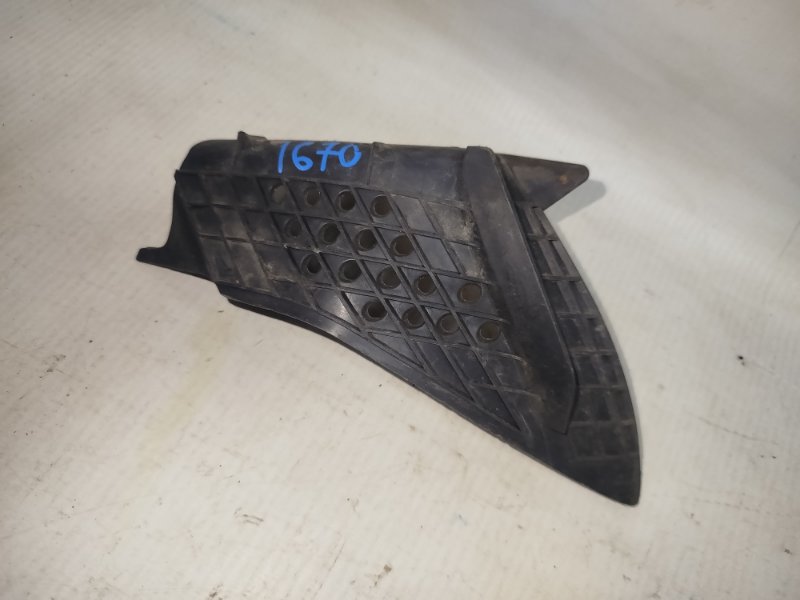 Накладка на крыло передняя правая Cobalt 2013 b15d2
