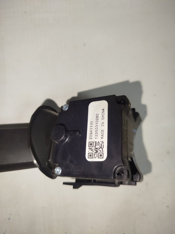 Подрулевой переключатель Cruze 2009 F16d3