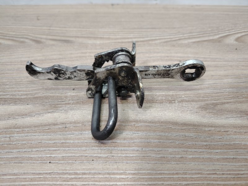 Ограничитель двери передний правый Omega B 2003 25 Z22XE