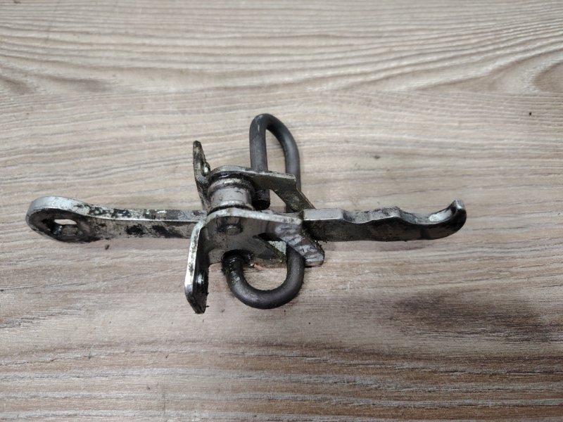 Ограничитель двери передний правый Omega B 2003 25 Z22XE