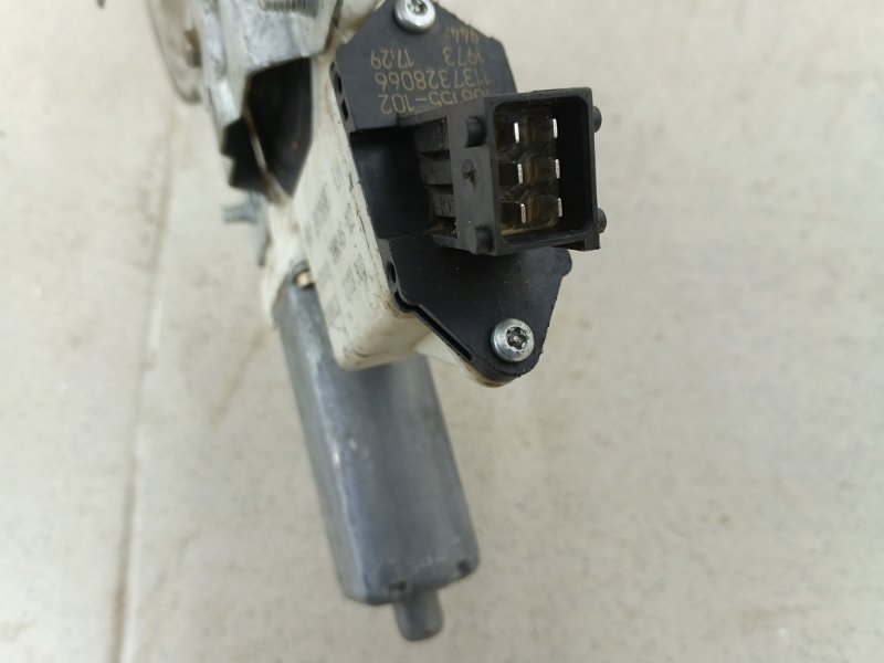 Стеклоподъемник передний левый Vectra C 2004 25 Z18XE