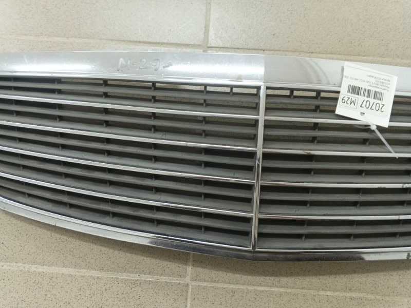 Решетка радиатора E-class 2002 W211 646.951