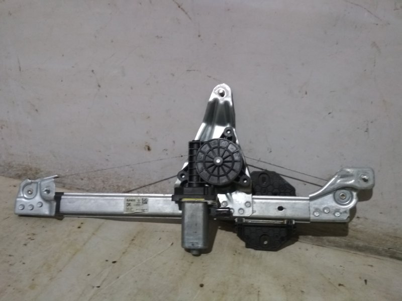 Стеклоподъемник передний левый рено логан механический. 8200901104. Стеклоподъемник рено логан механический. Механические стеклоподъемники bmw. Задние стеклоподъемники рено дастер.