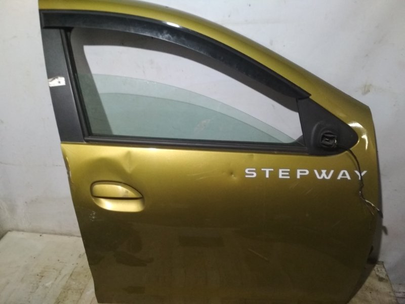 Renault sandero stepway дверь