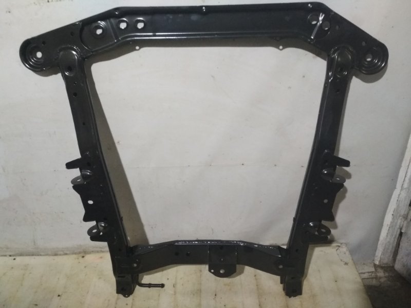 Renault 544013322r подрамник. Подрамник рено сандеро. Подрамник рено логан. Геометрия подрамника рено логан. Fcr210249 подрамник двигателя francecar.