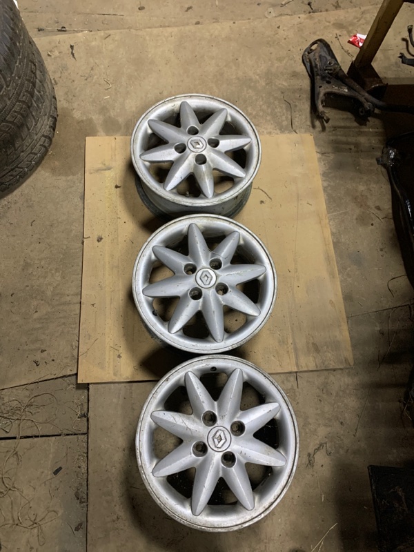 3 R13 4x100 J4