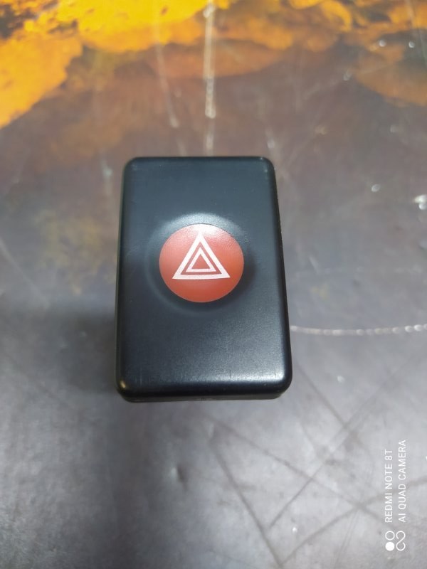 Кнопка аварийной остановки Renault Duster 2014 (б/у)