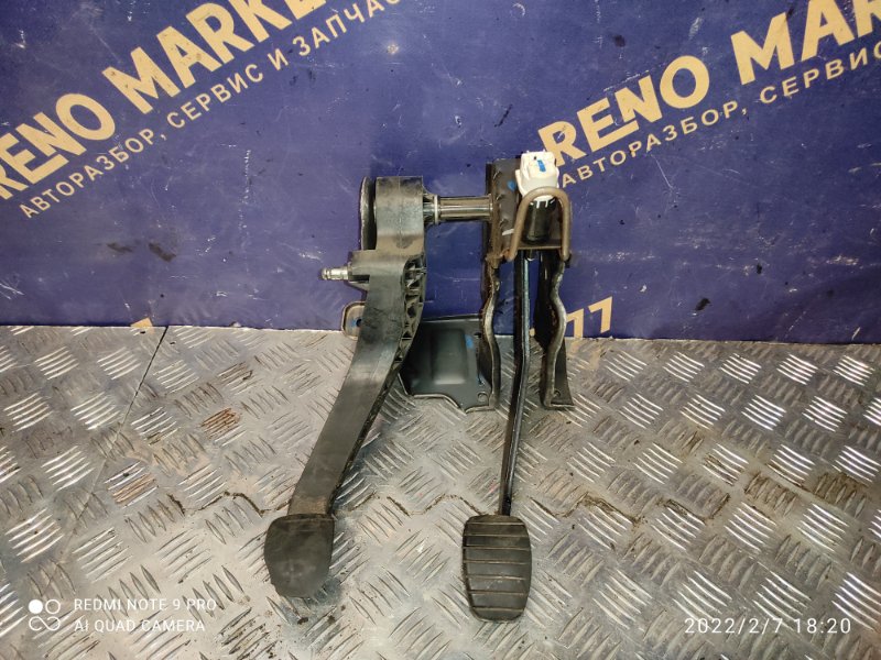 Педаль сцепления Vaz Largus R90 K7M410 2015 (б/у)
