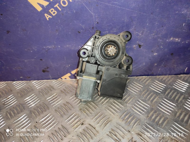 Моторчик стеклоподъёмника Renault Fluence СЕДАН 1.6 K4M 2012 передний правый (б/у)