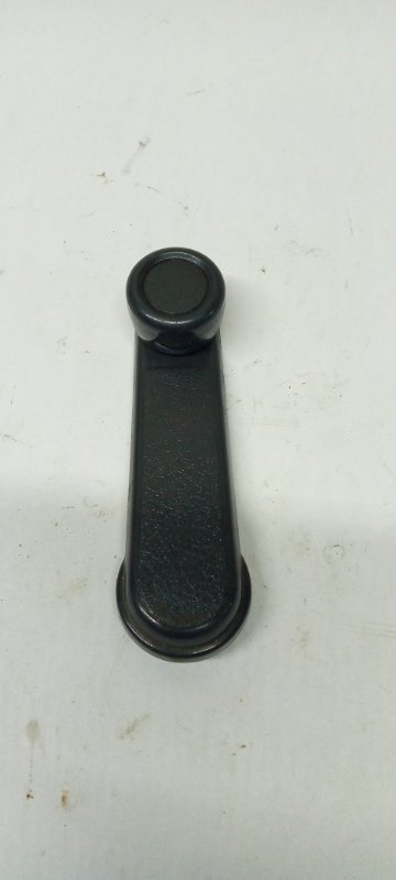 Ручка стеклоподъемника Mazda Familia УНИВЕРСАЛ 1.8 2000 (б/у)