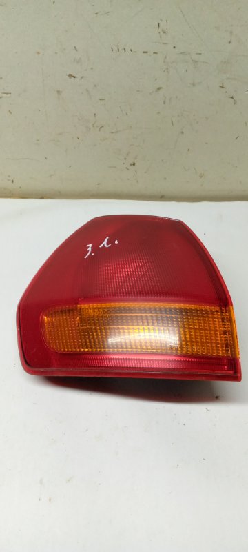 Фонарь Mazda Familia УНИВЕРСАЛ 1.8 2000 задний левый (б/у)