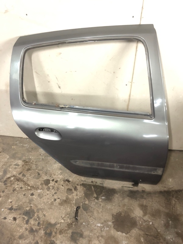 Дверь Renault Clio 1 1 задняя правая (б/у)