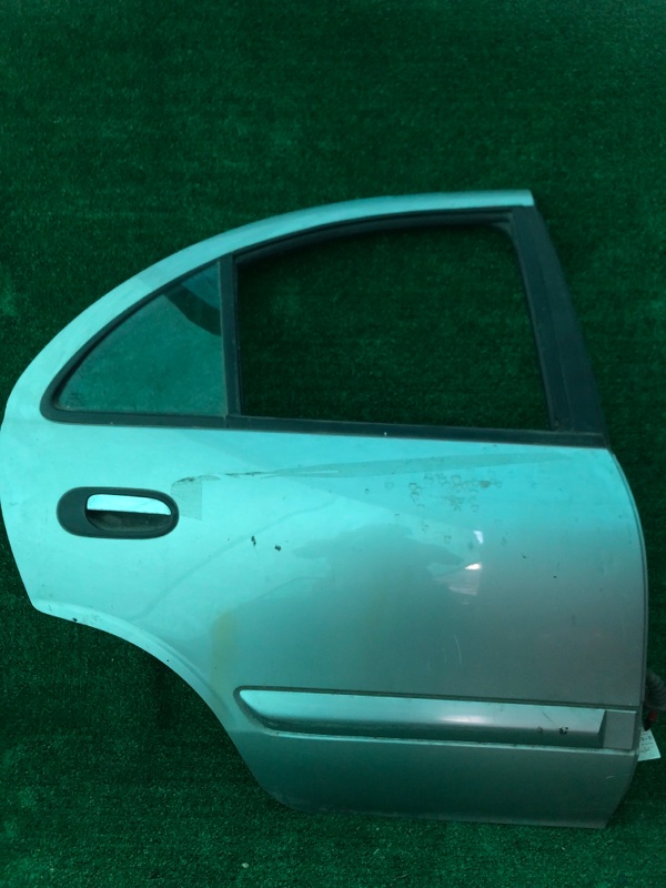 Дверь Nissan Almera N16 задняя правая (б/у)