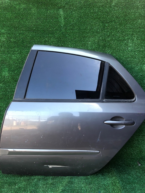 Дверь Renault Laguna 2 задняя левая (б/у)