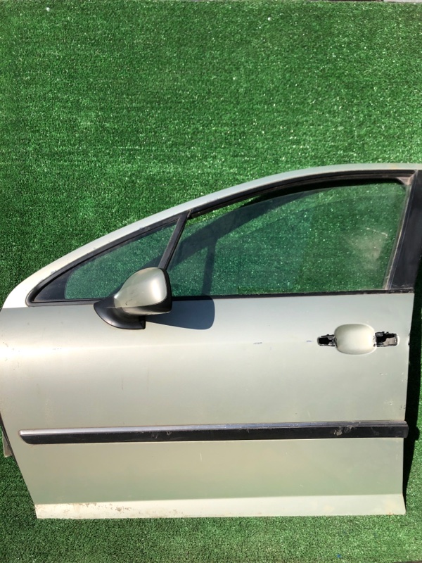 Дверь Peugeot 407 передняя левая (б/у)