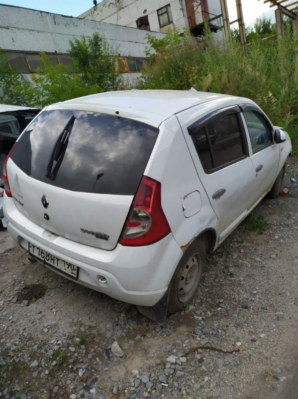 Автомобиль Renault Sandero 1 K4M 2011 года в разбор