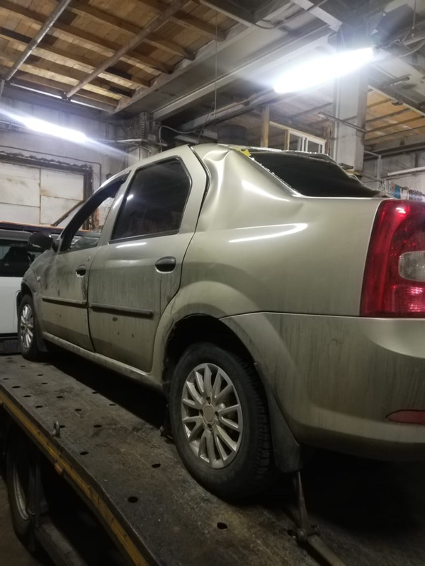 Автомобиль Renault Logan 1 LS K7J 710 2010 года в разбор