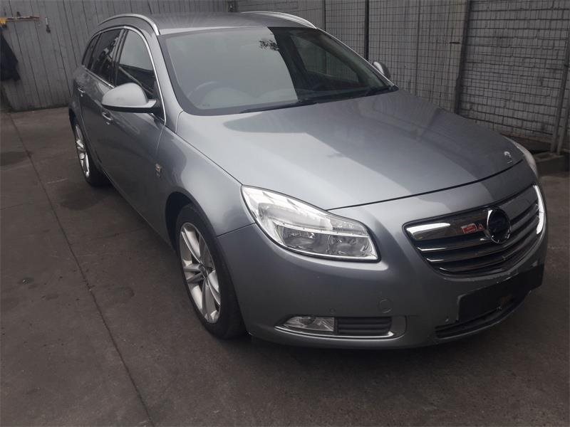 Серебристый разбор. Опель Инсигния 2008 серебристый цвет. DTH Opel Insignia 2.0. Опель серебристый 918. Опель серебристого цвета.