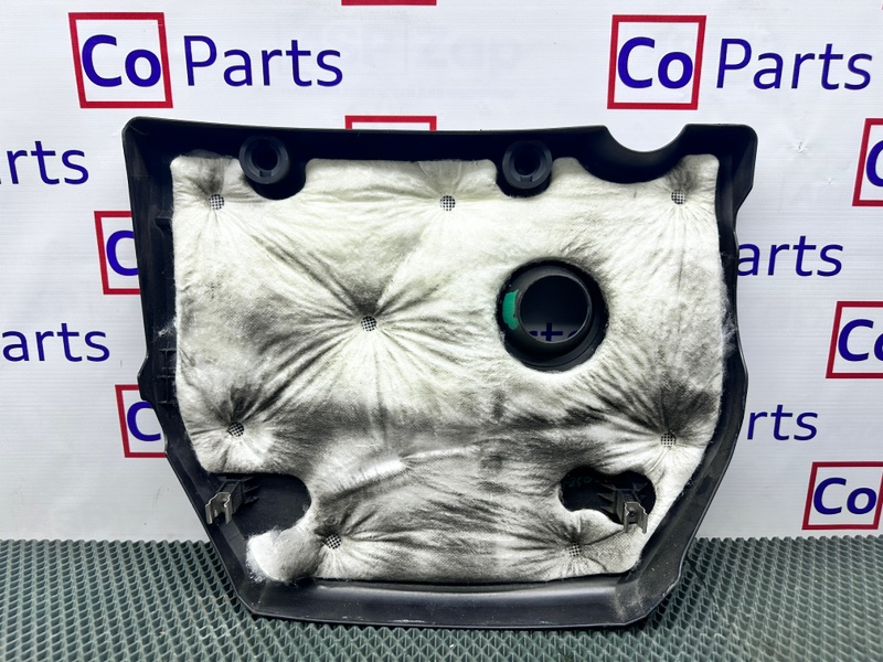 Декоративная крышка двигателя 6 2009 GH L8 1.8