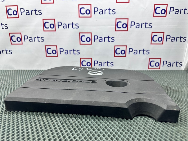 Декоративная крышка двигателя 6 2009 GH L8 1.8