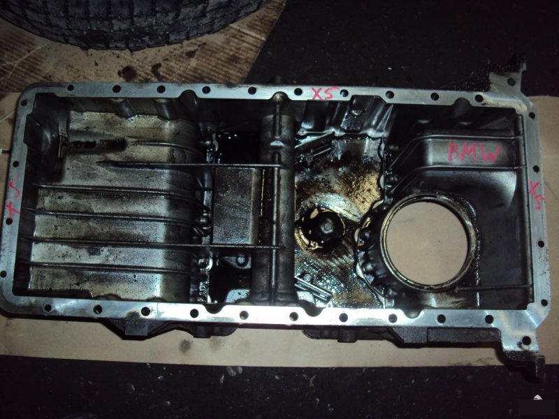 Поддон Bmw X5 N62B44 (б/у) Поддон Bmw X5 N62B44 (б/у)