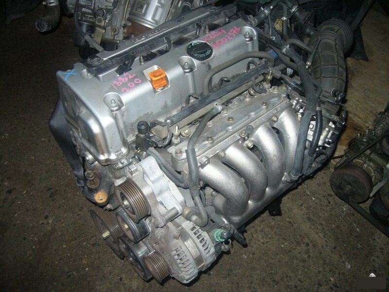 Хонда стрим какой двигатель. Двигатель Honda Stream k20a. Honda Stream k20. Мотор Хонда стрим 1.8. Двигатель к20а Хонда стрим.