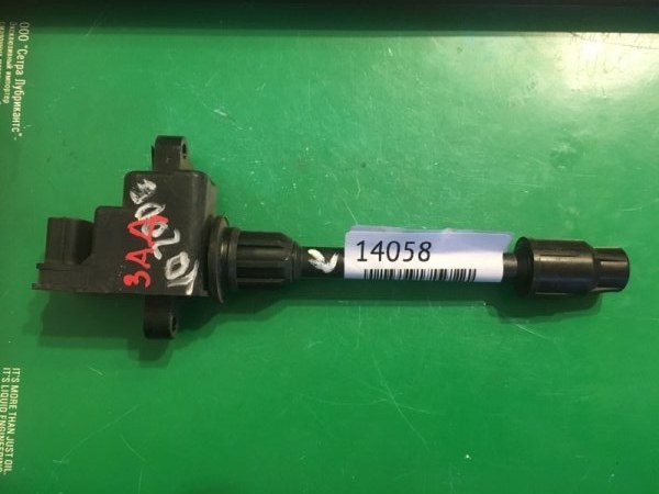 Катушка зажигания Nissan 130 A32 VQ20DE задняя правая (б/у)
