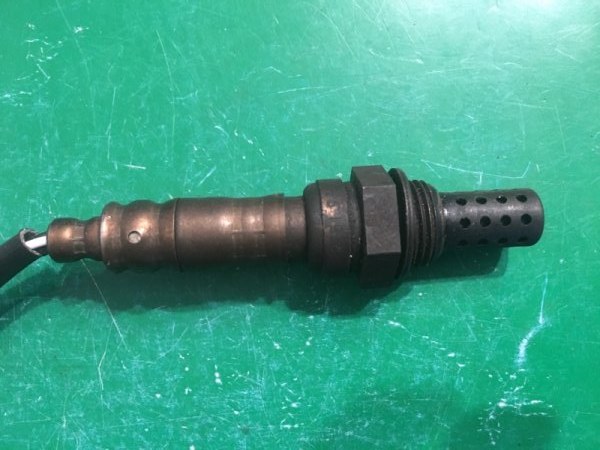 Лямбда-зонд Toyota Land Cruiser UCF10 1UR-FE (б/у)