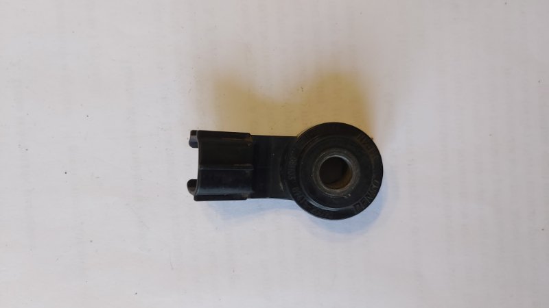 Датчик детонации Toyota Ls600H ZNE10 1ZZFE (б/у)