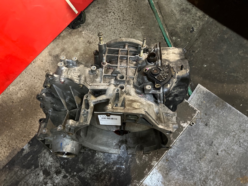 Акпп Mazda Tribute AJ (б/у) Акпп Mazda Tribute AJ (б/у)