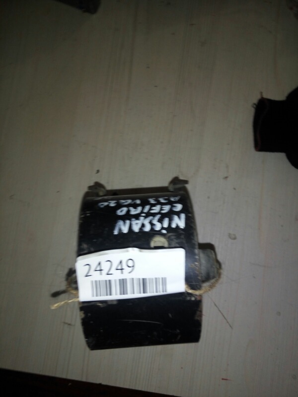 Подушка двигателя Nissan I30 CA33 VQ20DE (б/у)