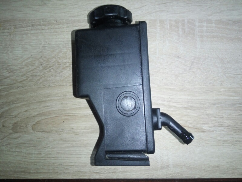 Бачок гидроусилителя D20DT