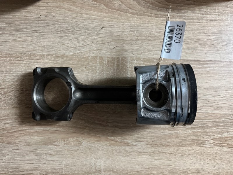Поршень с шатуном Mazda Bt-50 WLT (б/у)