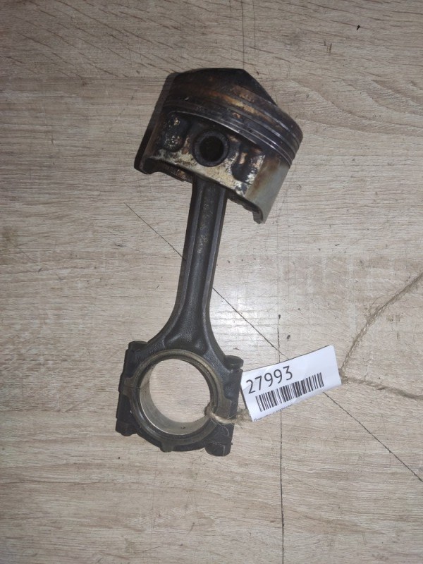 Поршень с шатуном Mitsubishi Colt 4G15 GDI (б/у)
