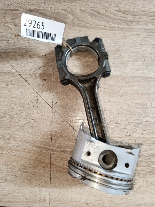Поршень с шатуном Mitsubishi 6G72 (б/у)